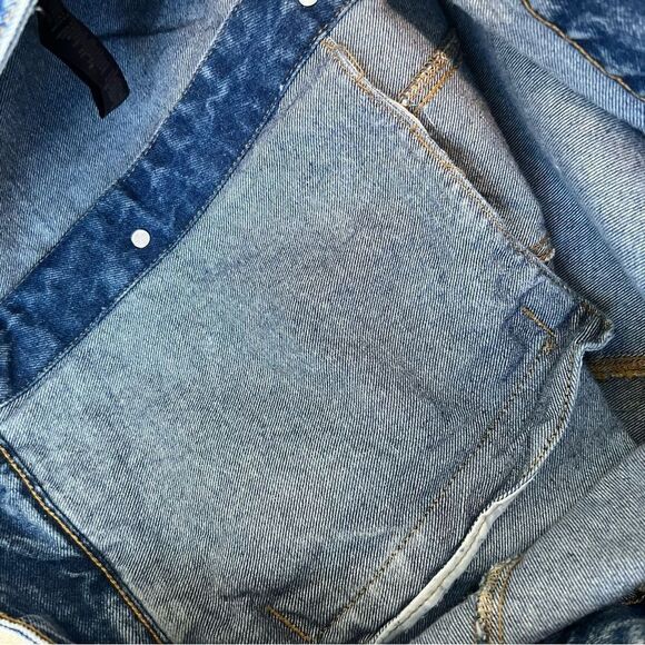 Members Only Nickelodeon Spongebob Denim Trucker Jacket - Picture 6 of 16